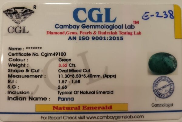 3.52 Carat Natural Emerald Stone - Image 2