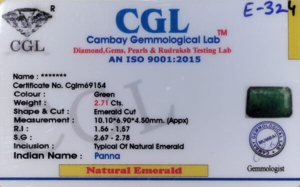 2.71 Carat Natural Emerald stone - Image 2