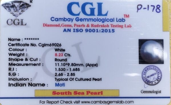 8.23 Carat Natural South Sea Pearl - Image 2